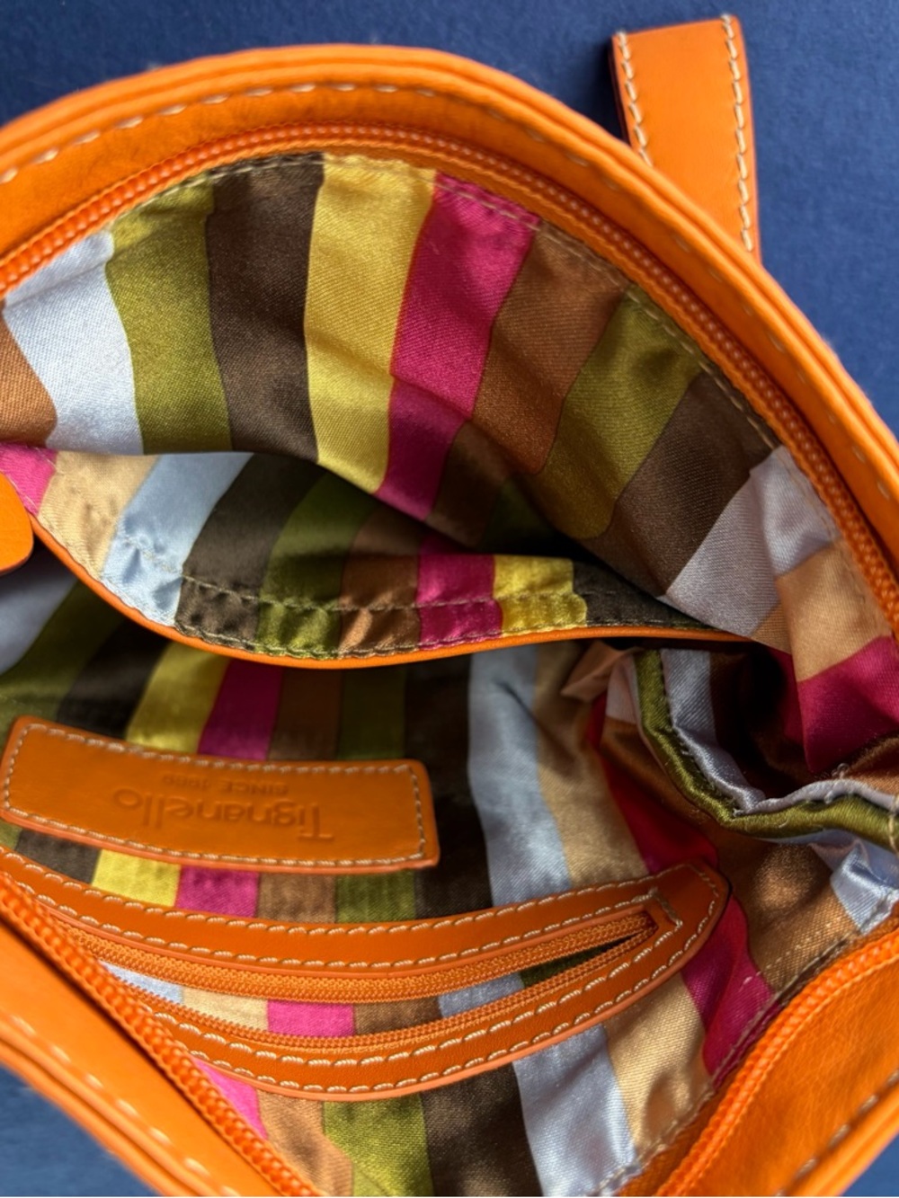 Vintage 2000s Tignanello Heritage Line vibrant Orange Y2k crossbody bag - Picture 5 of 12
